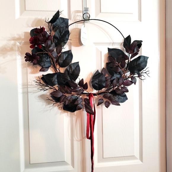 THRESHOLD FAUX WREATH - Picture 1 of 5
